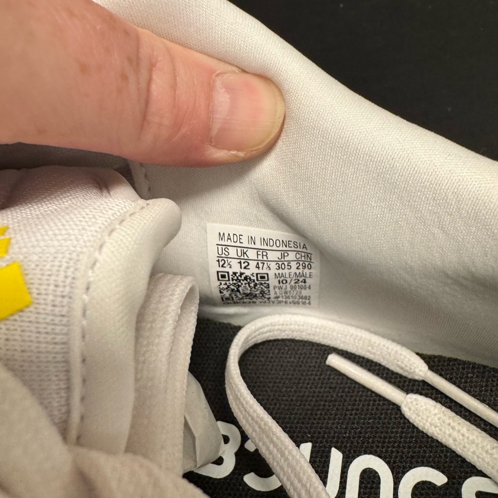 Adidas EQ21 Run 'White Beam Yellow’ - M12.5 - Picture 8 of 9